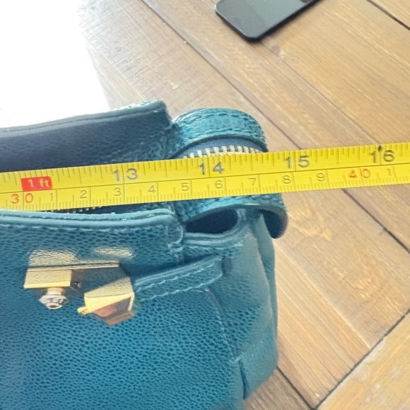 Henri Bendel Teal Satchel with Gold Hardware. NEVER USED - Picture 11 of 16